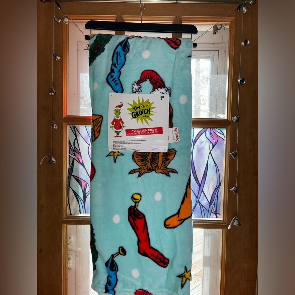 Dr Seuss The Grinch Teal Christmas Blanket 50x60